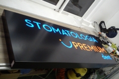 kaseton dibond stomatolog