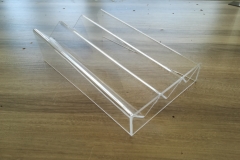 stojaczek z plexi