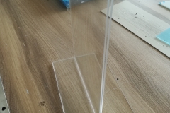 prezenter A4 z plexi bezbarwnej o gr. 2mm.